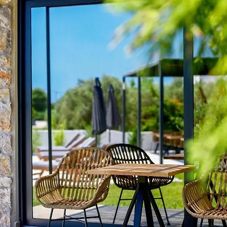 Elies Aesthetic Living 3* Nea Iraklitsa