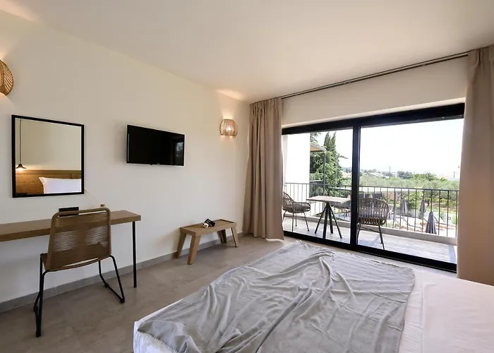 Elies Aesthetic Living Hotel 3*
