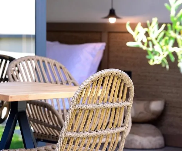 Elies Aesthetic Living 3* Nea Iraklitsa