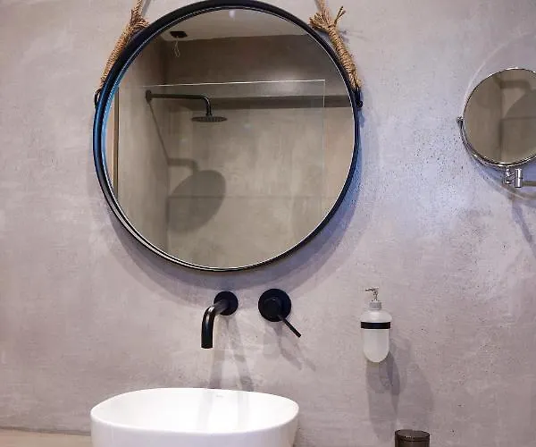 Elies Aesthetic Living Отель 3*