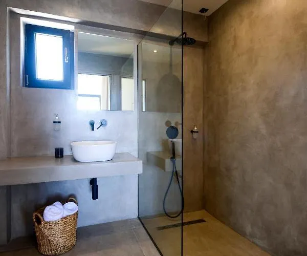 Отель Elies Aesthetic Living 3*