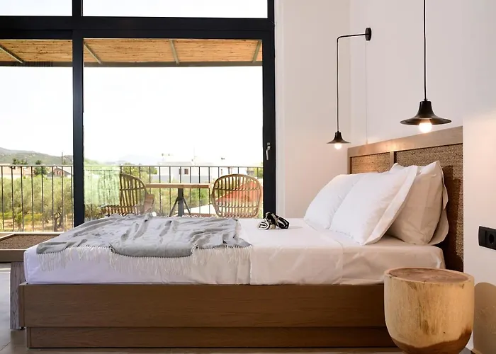Отель Elies Aesthetic Living 3*